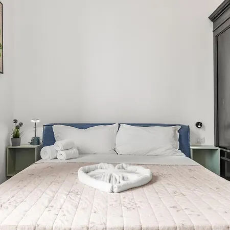 Apartment Martesana - 4 Posti Milan